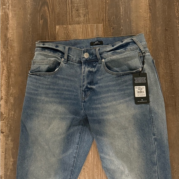 True religion Jeans - Picture 2 of 6